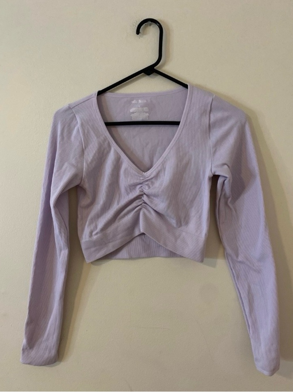 wild fable Pastel  Lavender Ruched V-Neck Long Sleeve crop Top stretchy